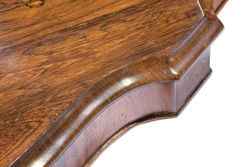 19th Century Shaped Oval Rosewood Centre Table – c.1860