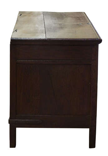 17thc Oak coffer with planked top