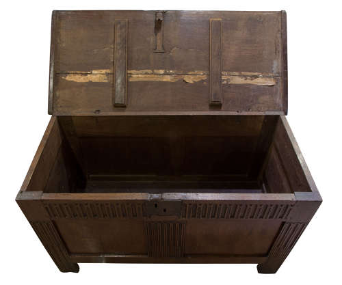 17thc Oak coffer with planked top