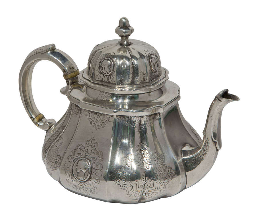 A Victorian Brunswick pattern silver tea pot