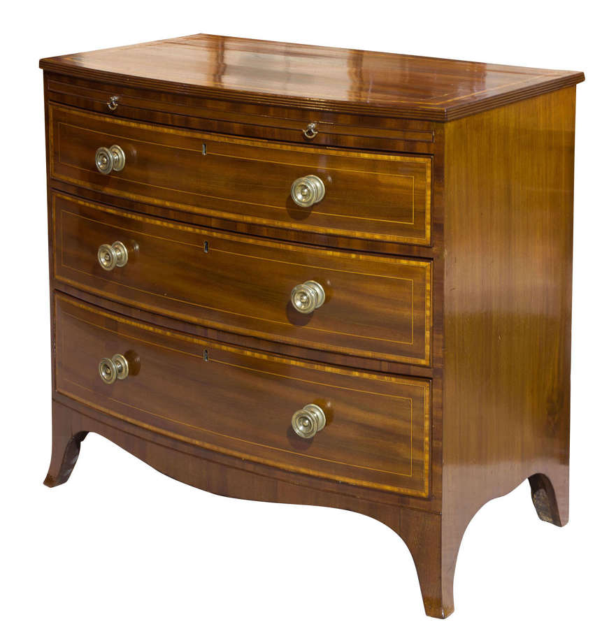 A small George IV 3 drawer Bowfront Chest