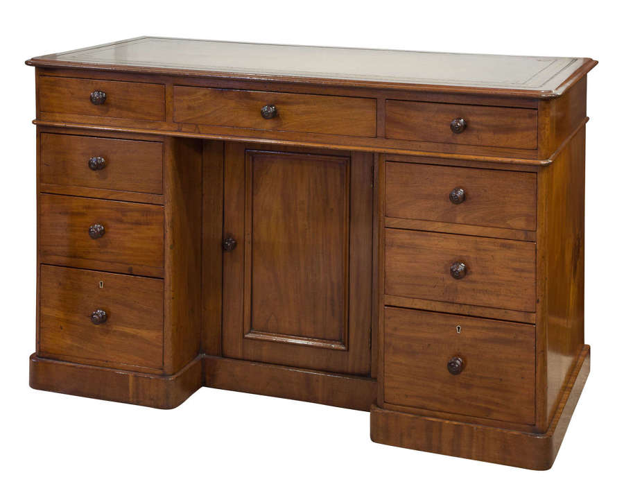 Victorian Mahogany Kneehole Desk c1870