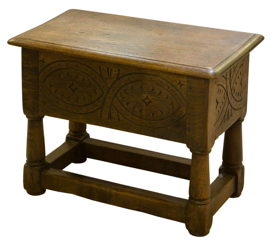 Oak box-top jointed stool
