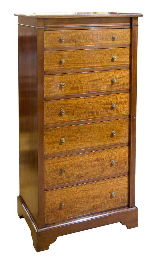Edwardian mahogany wellington chest