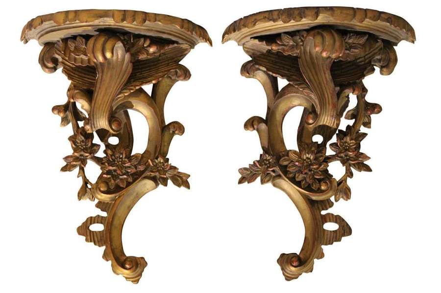 Pair of Gilded Wall Brackets