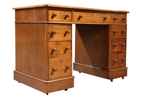 Victorian Pedestal Desk