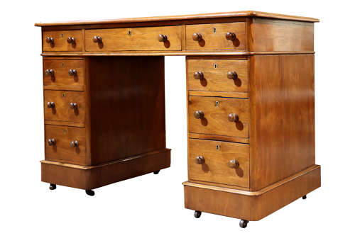Victorian Pedestal Desk