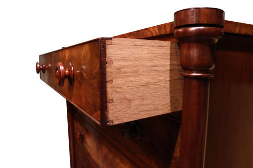 19thc Mahogany Chest of Drawers