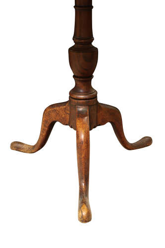 Oak Tilt-Top Tripod Table