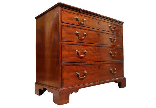 Georgian Chest of Drawers