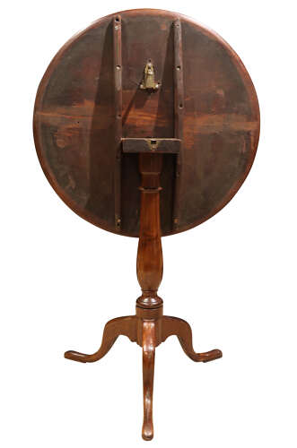 Georgian Mahogany Tilt-Top Table with Dished Top – Early 19th Century