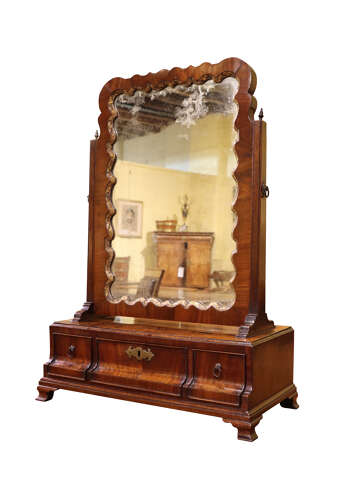 George II Mahogany Toilet Mirror with Three Drawers, Circa 1740