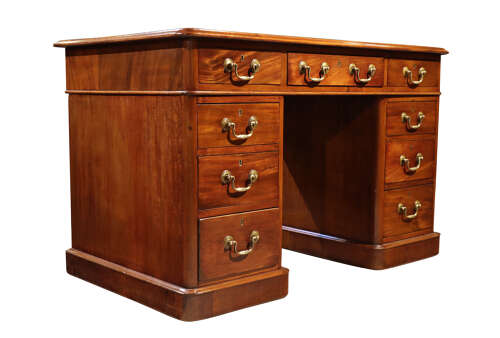 Victorian Mahogany Pedestal Desk with Green Leather Top