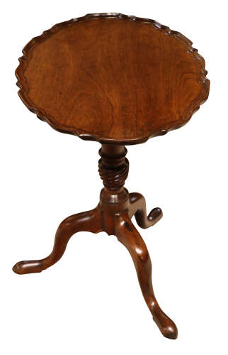 Georgian Mahogany Wine Table with Pie-Crust Edge, Circa 1860