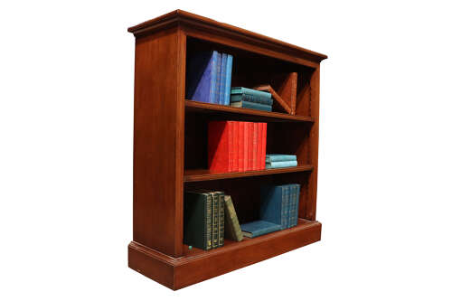 A small, good quality mahogany open bookcase, circa 1900