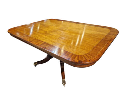 Georgian Mahogany Tilt-Top Dining Table, Circa 1780