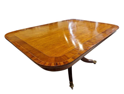 Georgian Mahogany Tilt-Top Dining Table, Circa 1780
