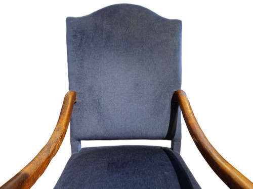 Late 19th-Century Walnut Fauteuil in the William & Mary Style