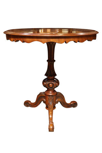 Victorian Burr Walnut Circular Tripod Table, Circa 1870