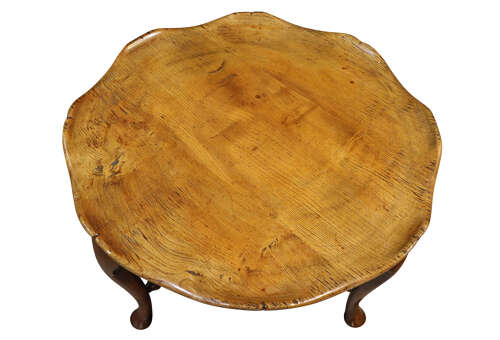 Edwardian Elm Scalloped Coffee Table, circa 1900