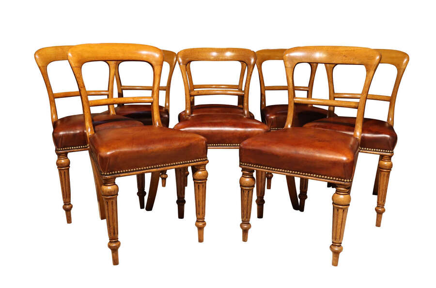 Set of Eight Scottish Golden Oak Dining Chairs by John Taylor & Son, Edinburgh, Circa 1860