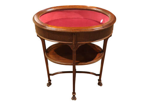 Late 19th Century Oval Mahogany Bijouterie Table, circa 1900