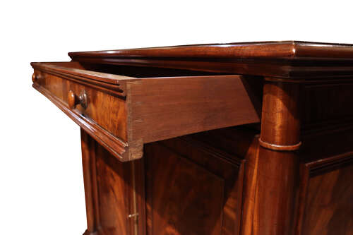 A good quality William IV flame mahogany chiffonier, circa 1820.