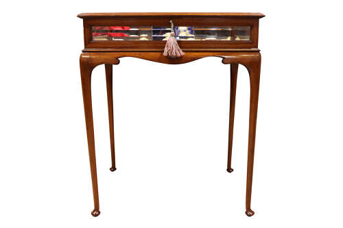 Late Victorian Mahogany Bijouterie Display Table with Bevelled Glass, circa 1900