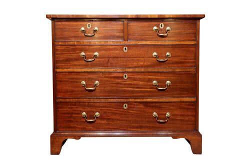 Fine George III Mahogany Chest of Drawers, Circa 1800