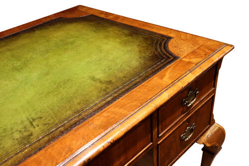 Fine Quality Edwardian Walnut Writing Desk by Gill & Reigate, c.1900