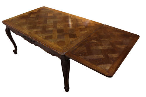 Late 19th Century French Oak Extending Dining Table with Parquetry Top c.1880