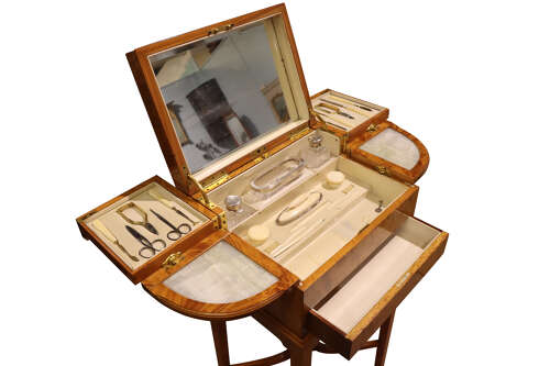 Fine Edwardian Satinwood Dressing Table by Mappin & Webb with Fitted Vanity Box c.1910
