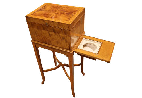 Fine Edwardian Satinwood Dressing Table by Mappin & Webb with Fitted Vanity Box c.1910