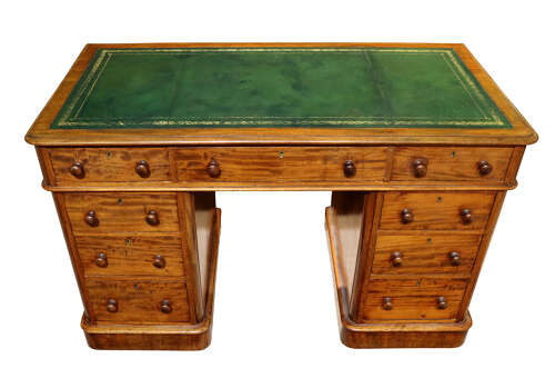 Fine Victorian Maple & Co Pedestal Desk