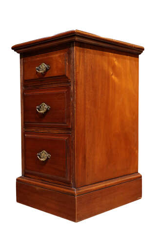 Pair of Victorian Mahogany Bedside Chests