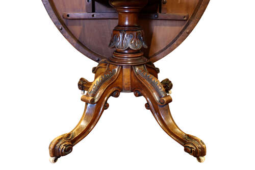 Fine Victorian Burr Walnut Oval Loo Table, c.1870