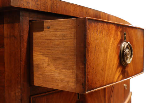 Elegant Regency Mahogany Bow Fronted Sideboard, circa 1810